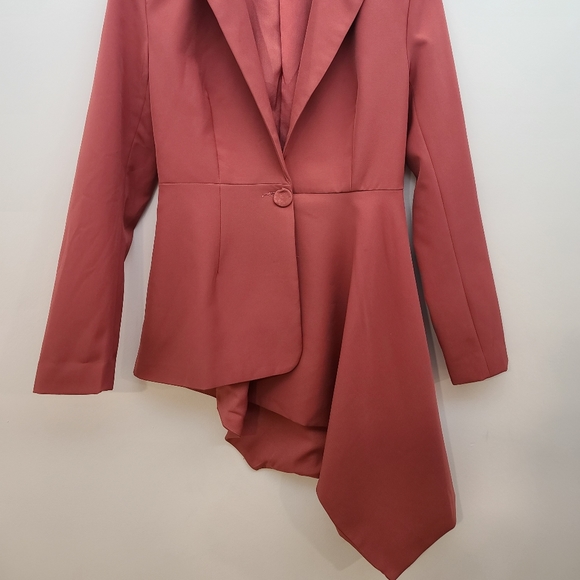 (SOLD) Asymmetrical Blazer in dusty rose colour - Picture 5 of 6